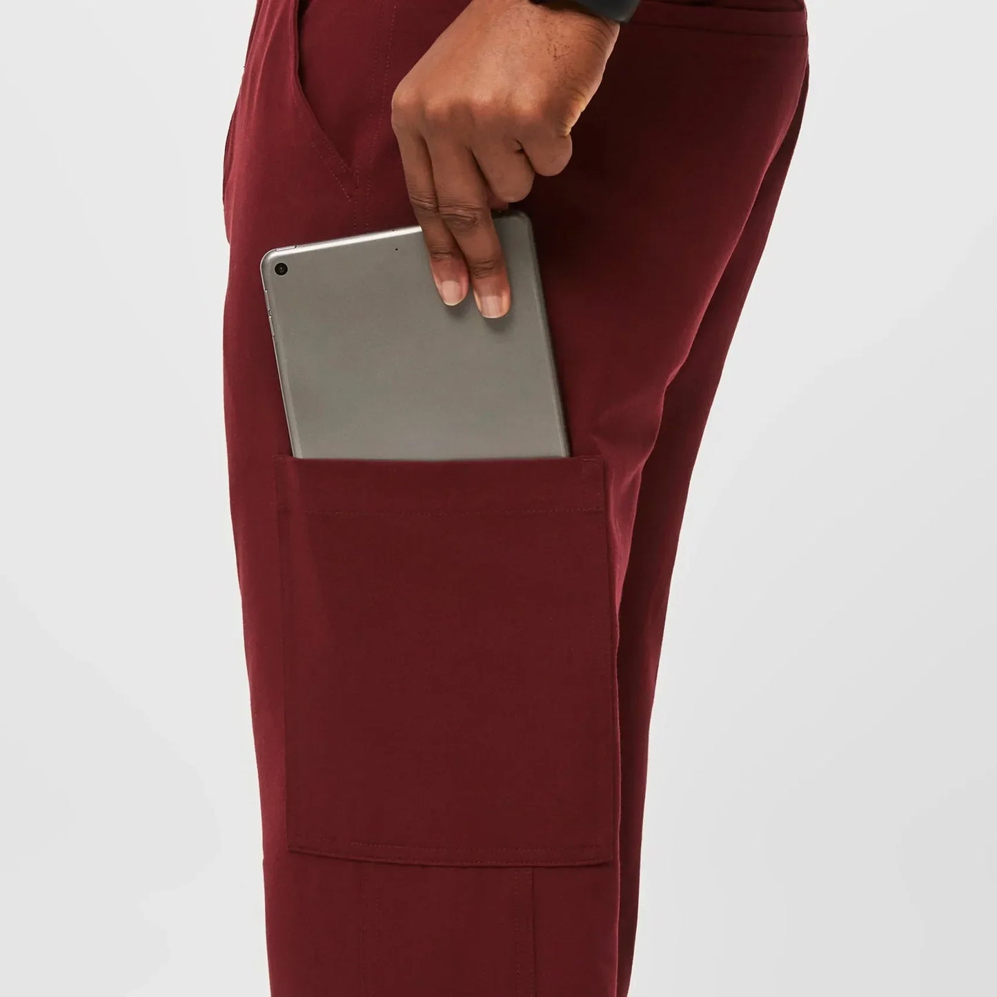 Men's Cargo Scrub Pants - Burgundy