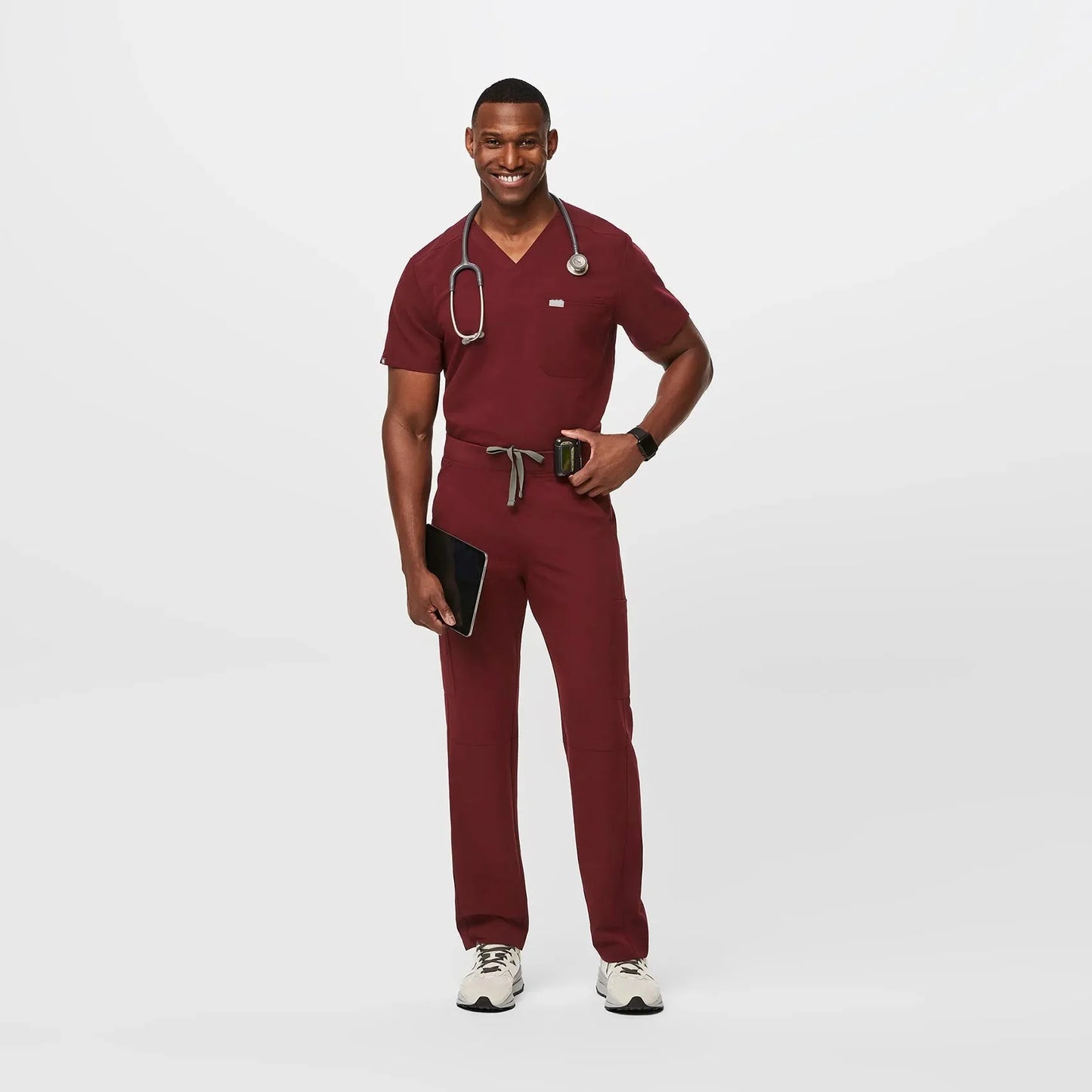 Men's Cargo Scrub Pants - Burgundy