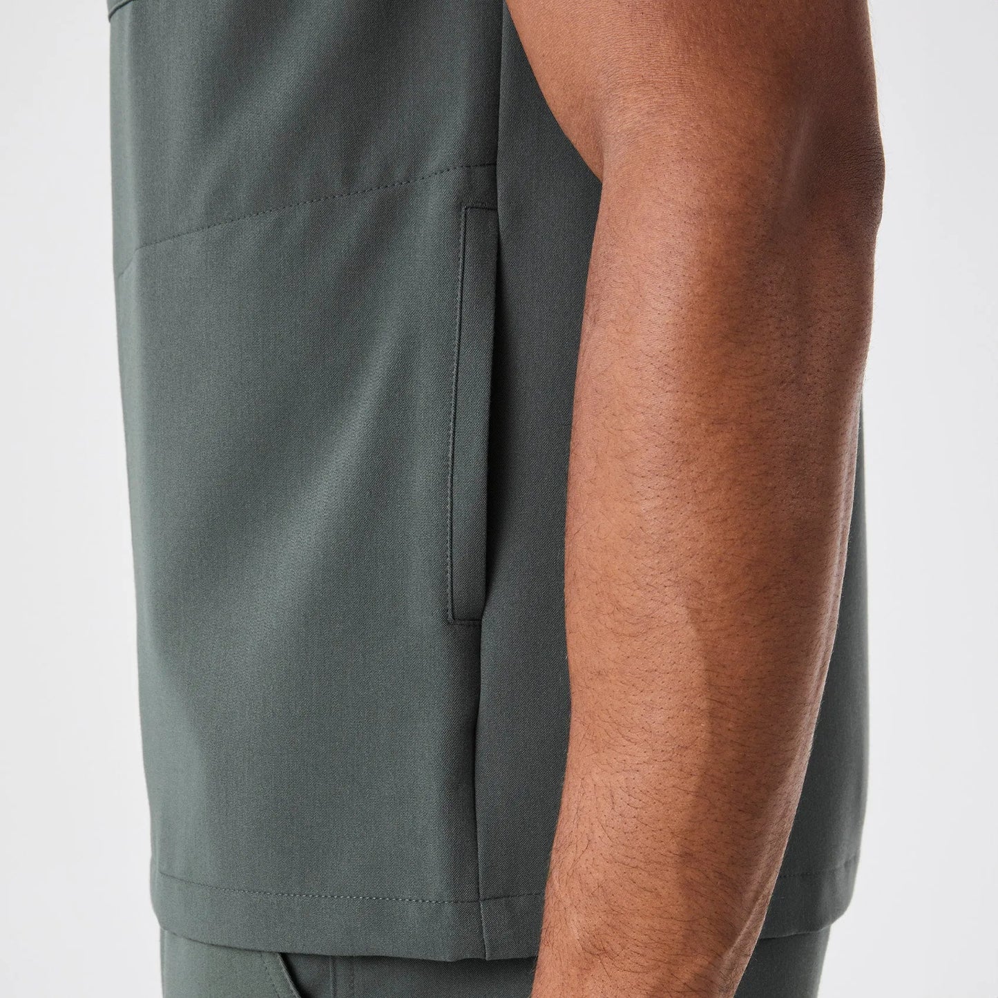 Men's  Three-Pocket Scrub Top - Bonsai